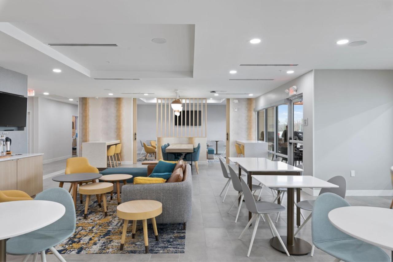 Towneplace Suites By Marriott White Hall ภายนอก รูปภาพ